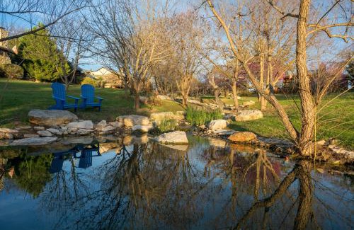Fredericksburg Resort | Barons CreekSide Resort
