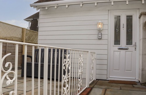 Herne Bay Cottage | BARON’S MEWS, pet friendly, country holiday cottage in Herne Bay