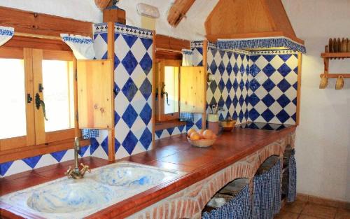 Sant Jaume d'Enveja House | Barraca típica del Delta, con piscina, jardín y barbacoa - Deltavacaciones