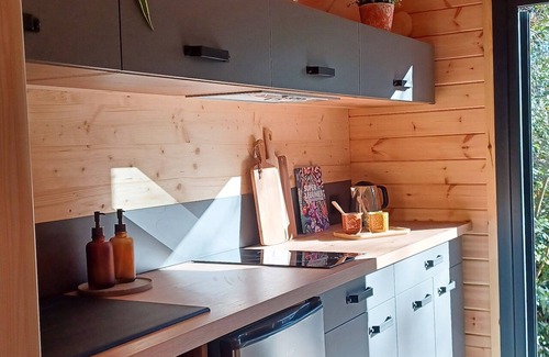 Murviel-les-Beziers Ski Chalet | Barrel Insolite