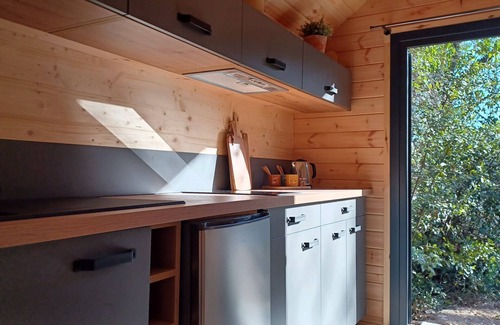 Murviel-les-Beziers Ski Chalet | Barrel Insolite