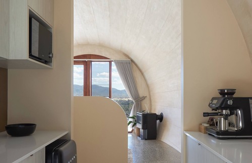 Ballandean Cabin | Barrel View Luxury Cabins - Australia's First Wine Barrel Accommodation