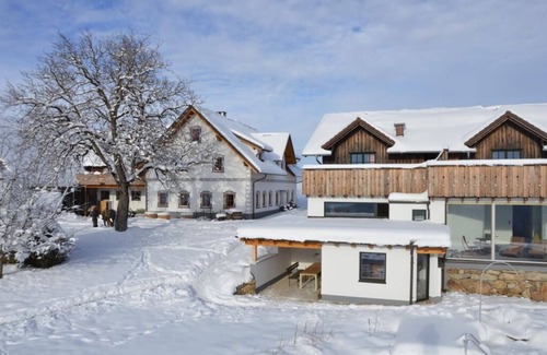 Waidhofen An Der Ybbs Apartment | Barrier-free holiday home (60sqm) with access to the garden