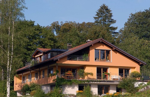 Weiler-Simmerberg Condo | Barrier-free holiday home Allgäuwinkel - Lichtblick up to 14 people