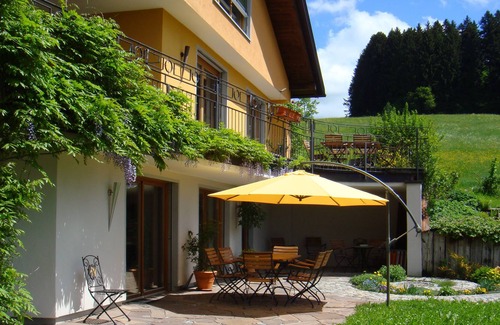 Weiler-Simmerberg Condo | Barrier-free Allgäuwinkel holiday home - free space for up to 14+2 people