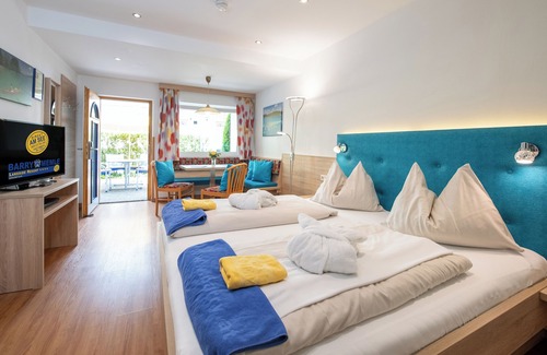Velden am Worther See Hotel | Barry Memle Lake Side Resort