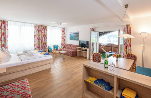 Velden am Worther See Hotel | Barry Memle Lake Side Resort