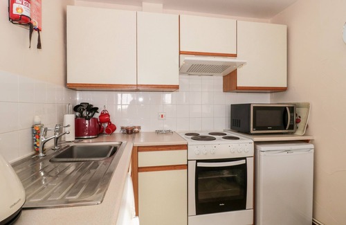 West Compton Cottage | BARTON COTTAGE, pet friendly, character holiday cottage in Bridport