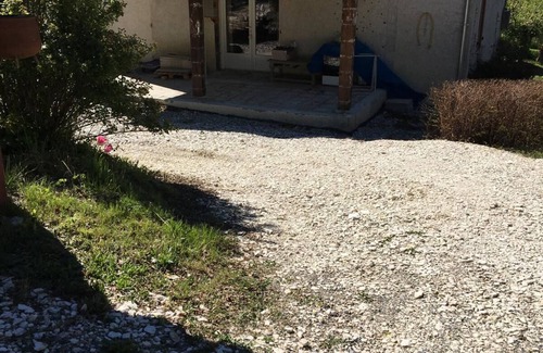 Tartonne House | Bas de Villa Tout Confort au Calme Absolu Avec Deux Chambres
