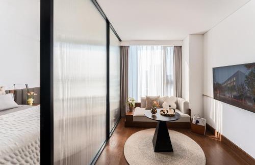 Xuhui Hotel | base-CAOHEJING Serviced Apartment