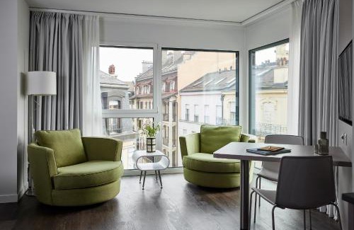 Nyon Hotel | Base Nyon