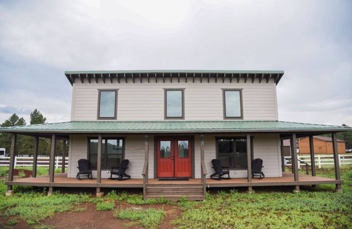 Flagstaff House | Basecamp 66 - Perfect Location For Your Adventures