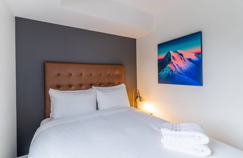 Revelstoke Hotel | Basecamp Resorts Revelstoke I 2 x One Bedroom Suite