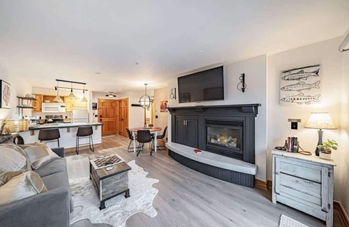 Driggs Condo | Basecamp Stays: Upscale Couple's Getaway, Hot Tubs