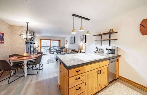 Driggs Condo | Basecamp Stays: Upscale Couple's Getaway, Hot Tubs