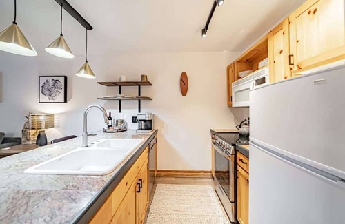 Driggs Condo | Basecamp Stays: Upscale Couple's Getaway, Hot Tubs