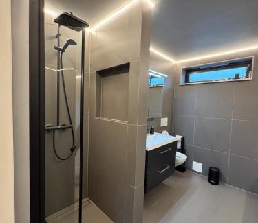 Stadlandet Apartment | Basement apartment