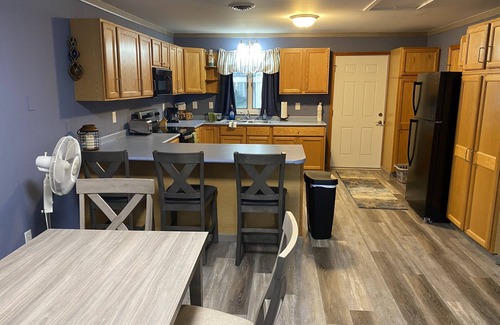Put-in-Bay House | Bash at the Bay still available