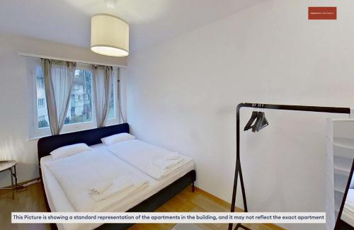 Seebach Apartment | Basic 3-BR Apartment with Balcony Access