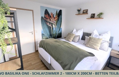 Weingarten Apartment | Basilika One, FEWO für bis zu 6 Pers mit 2 Schlafzi, Balkon und Tiefgaragenstellplatz