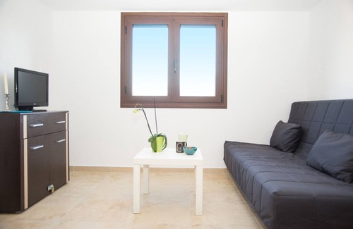 Exopoli House | Basilum - Cozy House in Crete