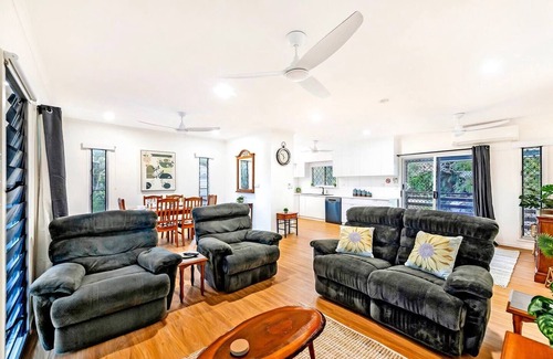 Leanyer House | Bask at Baroalba A Lush Poolside Family Escape