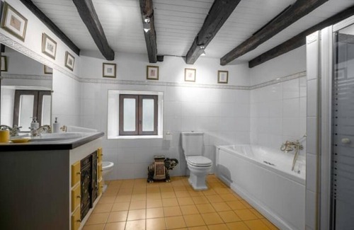 Saint-Pee-sur-Nivelle House | Basque house between land and ocean - calm and view on rhune
