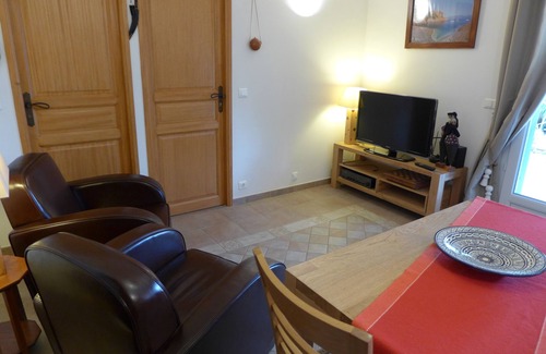 Bastelicaccia Apartment | Bastelicaccia: "Ambiance Méditerranée" Lovely apartment for lazy days!