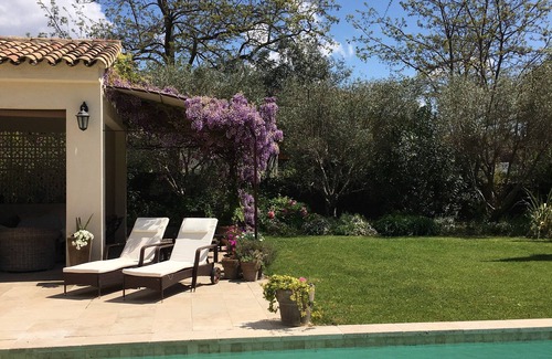 Nord House | Bastide 450 m2 air-conditioned 5min walk to historic center heated pool