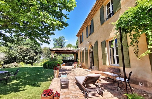 Aix-en-Provence House | Bastide for rent in Aix-en-Provence Puyricard