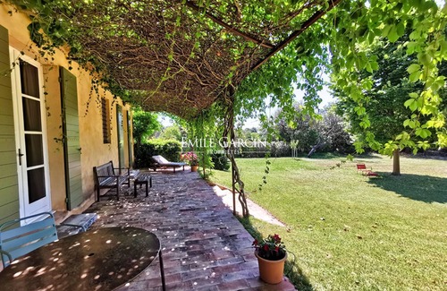 Aix-en-Provence House | Bastide for rent in Aix-en-Provence Puyricard