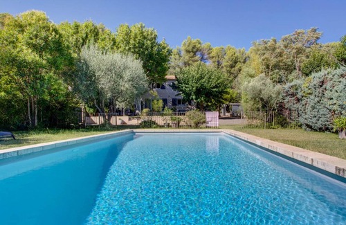 Sud House | Bastide Provençale in the city of Aix en Provence in a buccolic setting