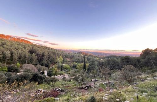 Aix-en-Provence House | Bastidon provençal Aix-en-Provence plein cœur de la forêt avec vue unique