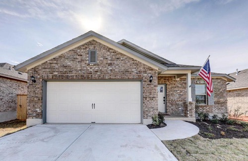 Bastrop House | Bastrop Home with Yard, 28 Mi to Austin!