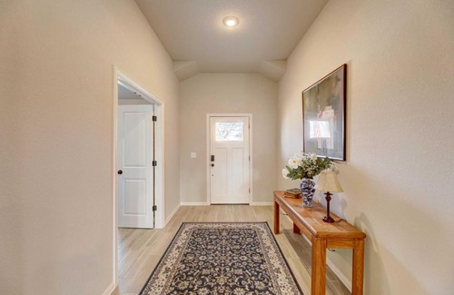 Bastrop House | Bastrop Home with Yard, 28 Mi to Austin!
