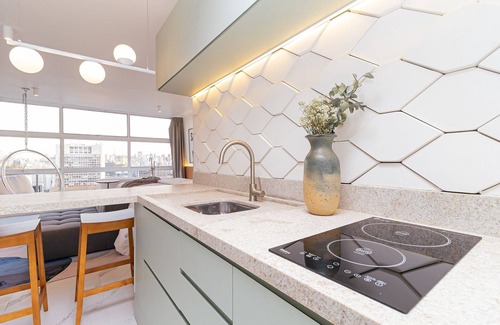 Central Zone House | Bathtub with a view | AC | 32nd floor