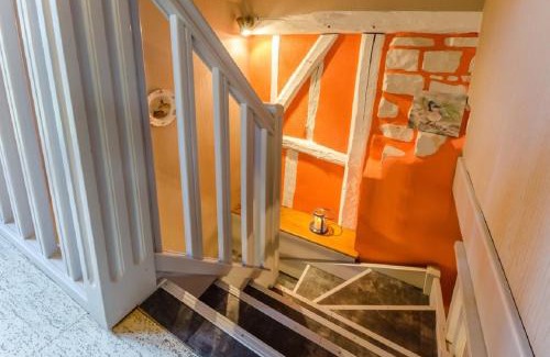Laubressel House | baticelher