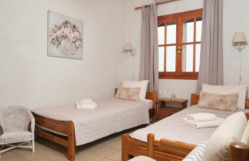 Ayios Pandeleimon House | Batilas House next to exotic beach of Elafonisi