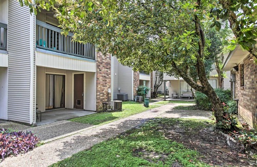 Highlands - Perkins Condo | Baton Rouge Condo < 3 Mi to Tiger Stadium!