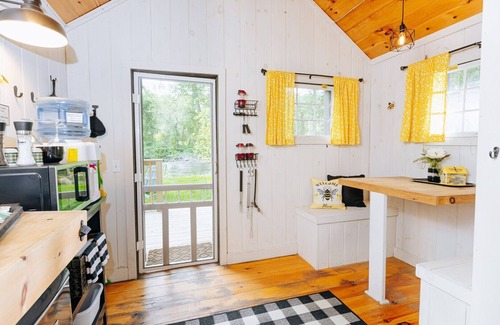 Cambridge Cabin | Battenkill Glamping Resort