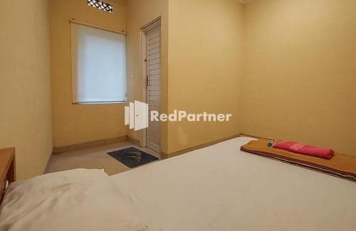 Megamendung Hotel | Batu Homestay Puncak Mitra RedDoorz