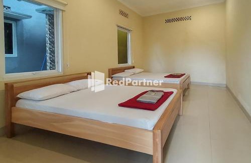 Megamendung Hotel | Batu Homestay Puncak Mitra RedDoorz