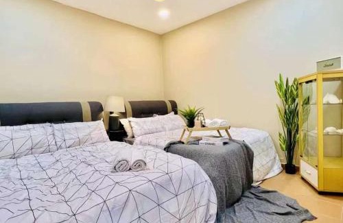 Batu Pahat House | Batu Pahat Santalia Pool Villa 4BR 1k4Q 12~16px