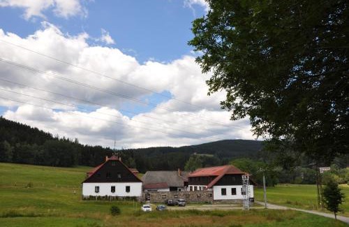 Masakova Lhota House | Baurů Dvůr