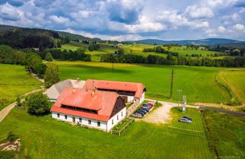 Masakova Lhota House | Baurů Dvůr