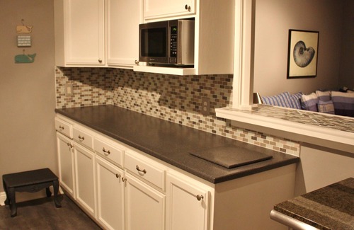 Bodega Bay House | BAY CANYON VIEW-CHARMING SINGLE LEVEL HOME- FENCED YARD + SPA-NEAR EVERYTHING!