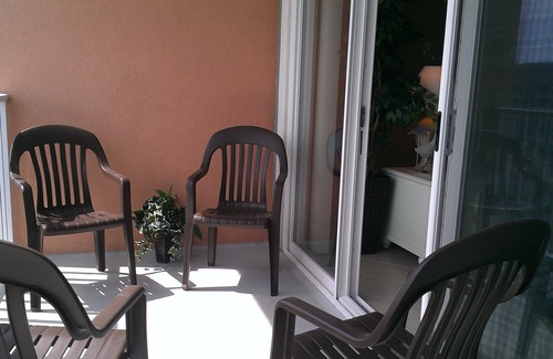 Midtown Ocean City Condo | Bay Front Condo w/Pool One Block from the Beach!