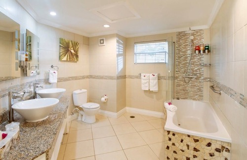 Rodney Bay Resort | Bay Gardens Beach Resort & Spa-Pool View-1BR Villa