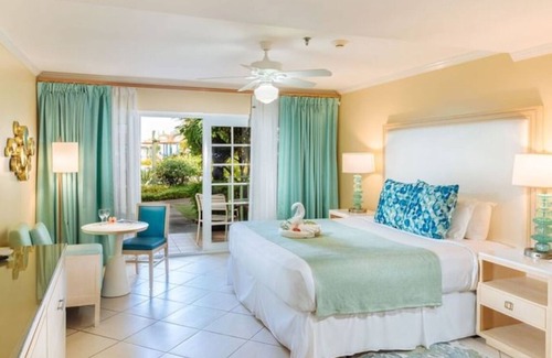 Rodney Bay Resort | Bay Gardens Beach Resort & Spa-Pool View-1BR Villa