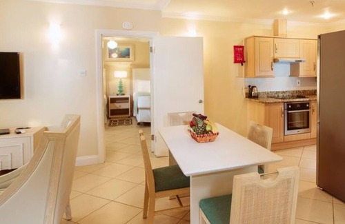 Rodney Bay Resort | Bay Gardens Beach Resort & Spa-Pool View-1BR Villa